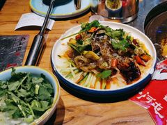 -山河屯铁锅炖·非遗东北菜(南山店)