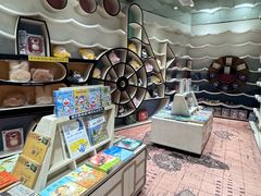 -钟书阁(群光广场店)