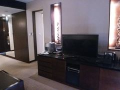 -青岛海尔洲际酒店