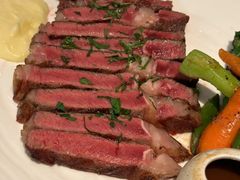 -普朗姆生蚝牛排馆 The Plump Oyster(成都摩方购物中心店)