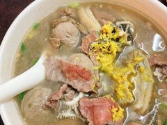 -潮镇老尾牛杂(环城西路店)