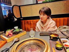 -铭牛烧肉·和牛海鲜自助(高新月牙湖店)