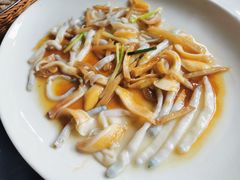 头菜沙虫蒸蚌仔-猪肉婆私房菜(容桂总店)