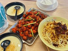 -靓靓蒸虾·头牌蒸虾(万松园玲珑店)