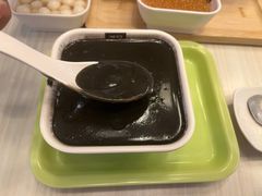 黑芝麻糊小圆子-满记甜品(优客百盛店)