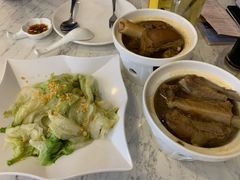 三美猪大支骨-三美肉骨茶(柏威年广场店)