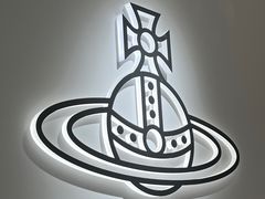 -VivienneWestwood(万象城店)