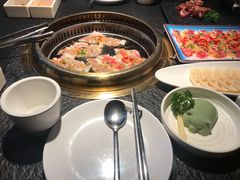 黑猪五花肉-嘿嘟嘟·肋条烧肉放题(爱融荟城店)