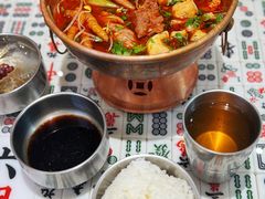 -成都你六姐·牛肉冒菜(上海环宇荟店)