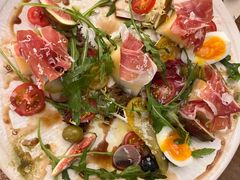 -Mark&Mars Restaurant