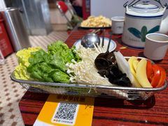-沙胆彪炭炉牛杂煲(上海日月光广场店)