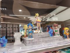 -泡泡玛特POPMART(蓝色港湾店)