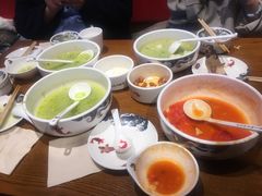 -渝是乎川渝小炒(新世界百货望京店)
