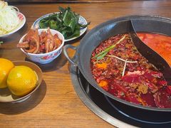 -萍姐火锅·公路夜市(武汉首店)