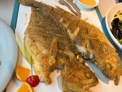 -赶海部落海鲜城(海阳路店)