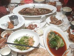 -梅利汴京烤鸭•开封豫菜地标店(东大街店)