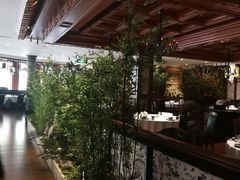 -八府香鸭·啫啫煲(华山路店)