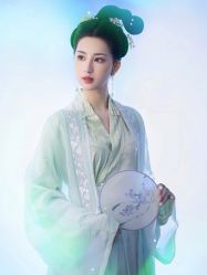 -盘子女人坊生日照·摄影馆(华强店)