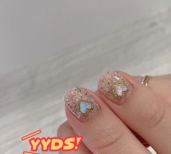 -悦指间美甲美睫