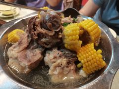 筒子骨玉米-昱龙大盆牛蛙馆(三兴街总店)