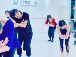 -佑宁舞蹈工作室