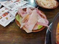 -黄潇洒老火锅(九眼桥宏济巷店)