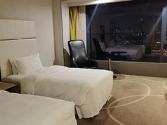 -上海虹桥西郊假日酒店