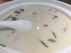 -老阿爸鲜鱼土菜(昆山花桥店)