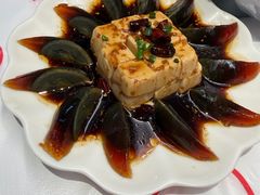 -肥肥虾庄·金牌油焖大虾(汉街SKP店)