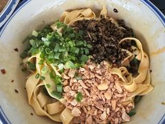 -万三面馆(青龙正街太古里店)