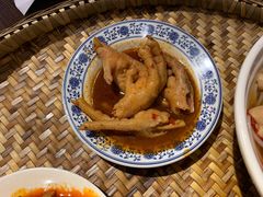 -爆炸头阿姨小四川正宗川味小吃(无任何分店)