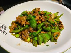 辣椒炒肉-慕湘精致湖南菜(水贝店)