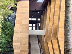 -三亚湾海居铂尔曼度假酒店