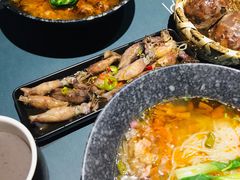 -八月美食小馆(银泰城总店)