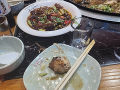 -边江铁锅炖鱼(振八街店)