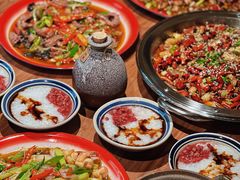 -泥糊破店小酒馆·团建聚餐(南京西路店)