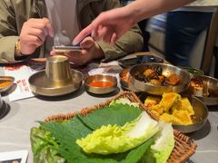 -草家酱蟹炭火烤肉店(珲春南路一店)