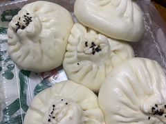 -白玉兰食品甜凤店(合生汇店)
