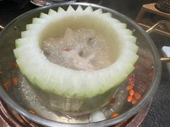 -得意咚瓜·顺德鱼生·冬瓜火锅(深圳首店)