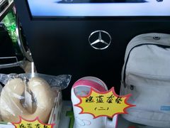 -天津波士信达奔驰4S店(卫津南路店)