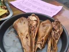 -去吃小龙虾·江湖菜·烧烤(南滨路店)