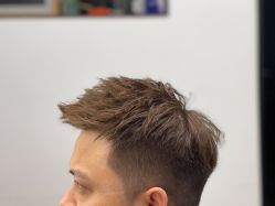 -潮沙龙剪发烫发染发
