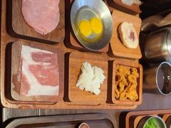 -银米·云南传统过桥米线(双廊黑金冠店)