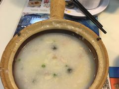 -新大咀港式茶餐厅(宝山万达店)