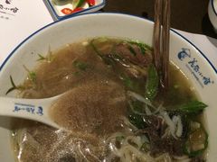 -美奈小馆·越南料理(中航城君尚购物中心店)