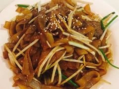 -新大咀港式茶餐厅(宝山万达店)