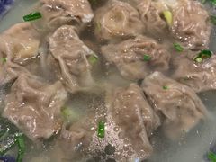 牛肉馄饨-老新隆牛肉锅贴(新街口店)