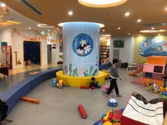 -戊辰亲子游泳俱乐部