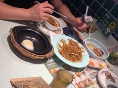 -雍哲港式餐厅(现代广场店)