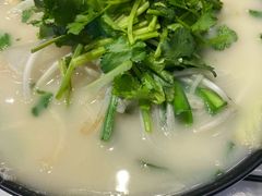 -肥汁米蘭香港米线(长宁来福士店)